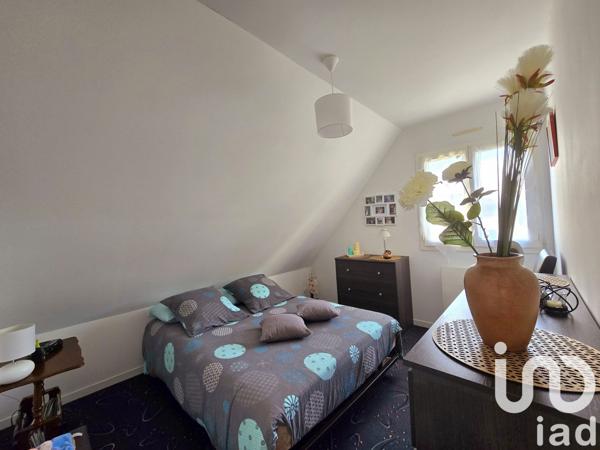 Maison traditionnelle 6 pièces de 105 m² à Montivilliers (76290)