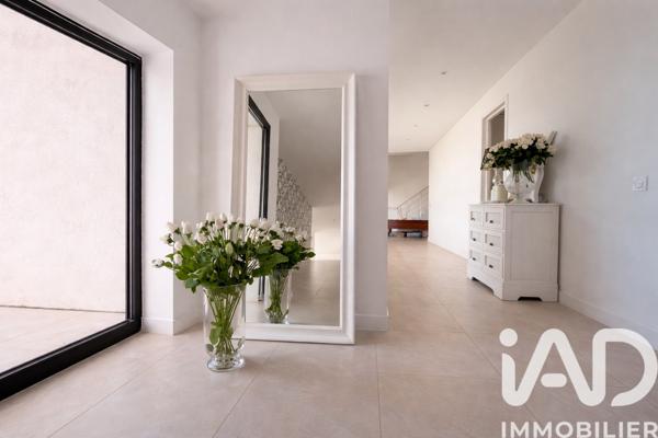 Maison à vendre 7 pièces 240 m² La Cadière-d'Azur