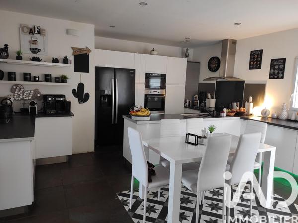 Maison à vendre 6 pièces 190 m² La Seyne-sur-Mer