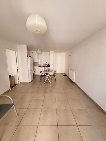 Location appartement Saint-Étienne - 2 pièce(s) - 44 m² - 585 € par mois