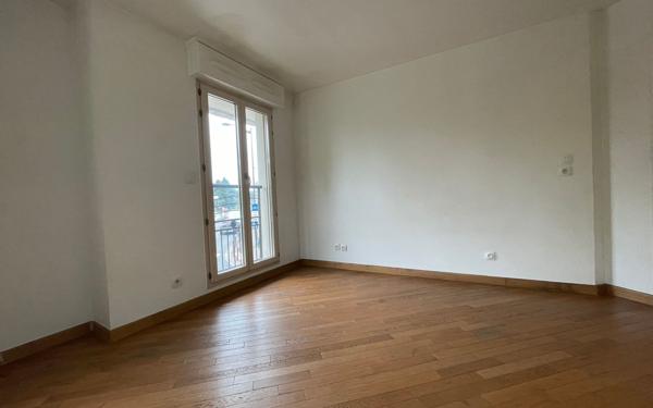 Appartement à louer    1 pièce • 26,40 m2 Villiers-sur-Marne