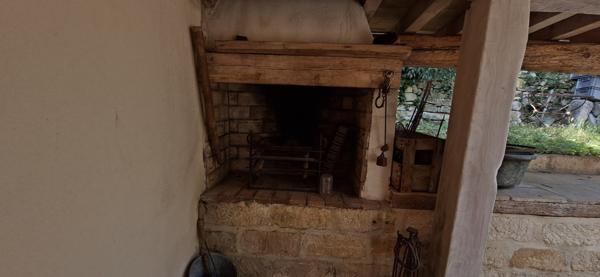 un cocon dans la garrigue