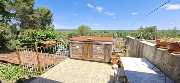un cocon dans la garrigue