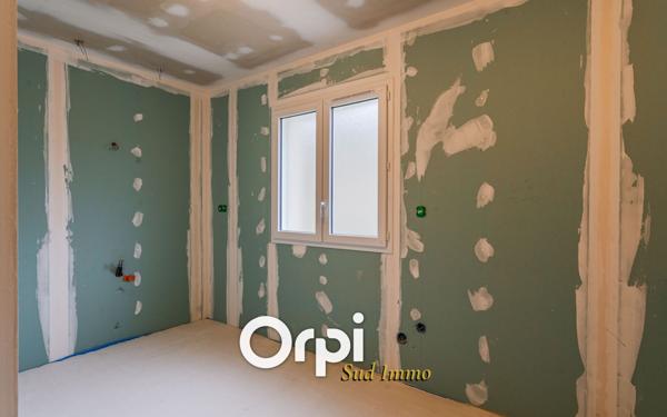 Maison à vendre    5 pièces •  Rochessauve