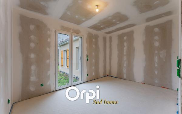 Maison à vendre    5 pièces •  Rochessauve