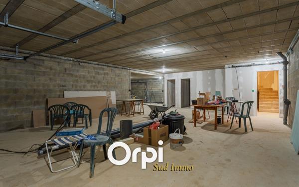 Maison à vendre    5 pièces •  Rochessauve