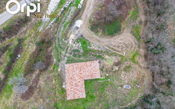 Maison à vendre    5 pièces •  Rochessauve