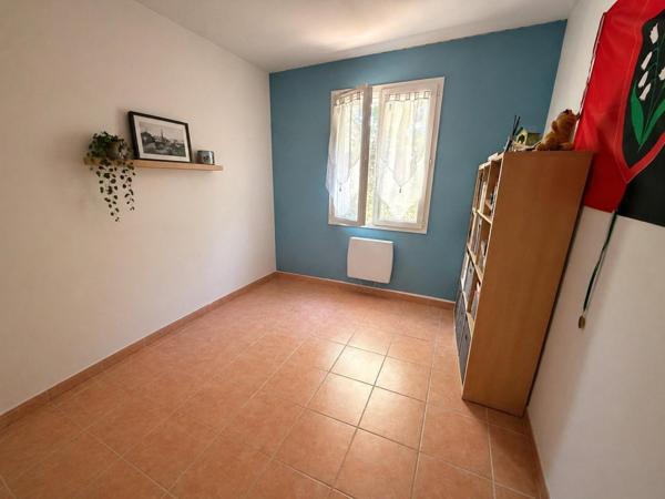 Maison familiale T5 98m2 avec piscine, au calme et à pied des commodités – Brignoles