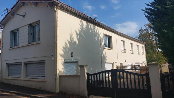 Niort. Ensemble immobilier de 3 logements Niort (79000)