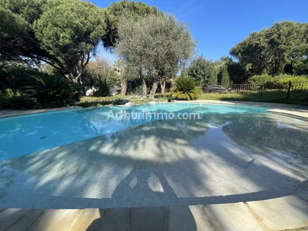Vente Propriété 8 pièces 220 m2 à Grimaud