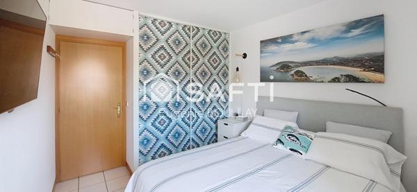 Bel appartement avec terrasse, vue  Rhune, piscine