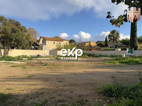 Terrain à bâtir viabilisé – Ollioules – Libre constructeur