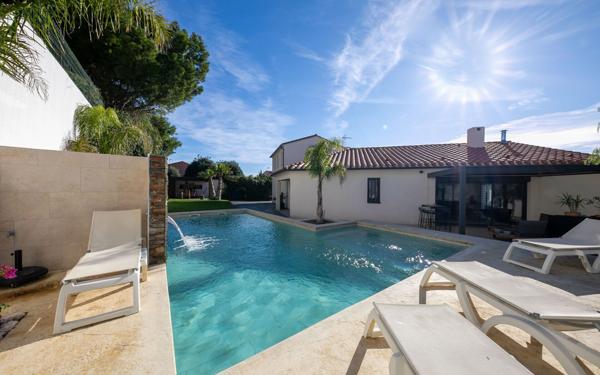 Maison à vendre    5 pièces •  Saint-Estève