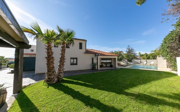 Maison à vendre    5 pièces •  Saint-Estève