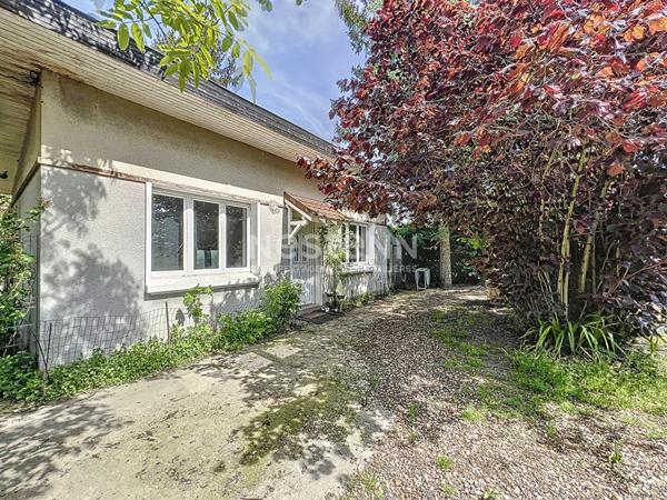 Deux Maisons Gouvieux 140 m² + 50 m² , terrain 3660 m²