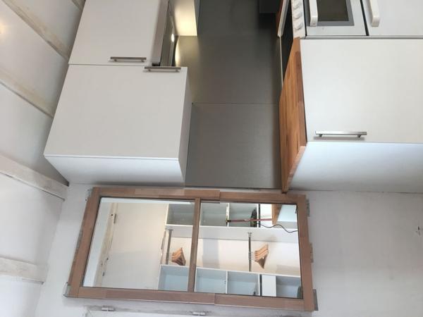 Location
                Appartement12 m² - 1 Pièce -
                    PARIS (75011)