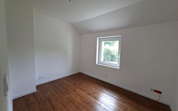 Maison à louer    3 pièces • 66,45 m2 Rostrenen