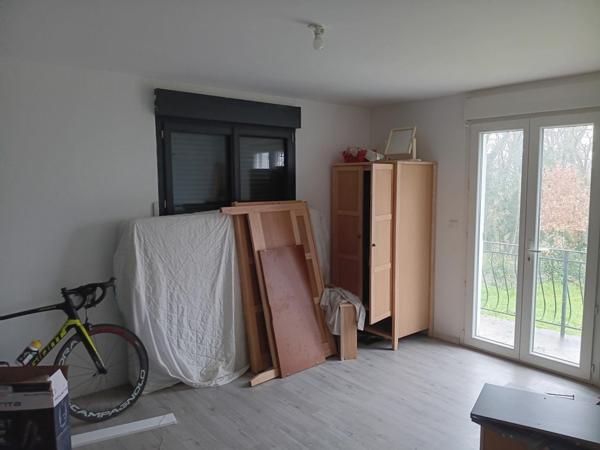 Vente maison de ville Chauvigny (86300), 160.87m² avec 6 pièce(s) dont 4 chambre(s) sur 1611.00m² de terrain. La Bruyere Immobilier