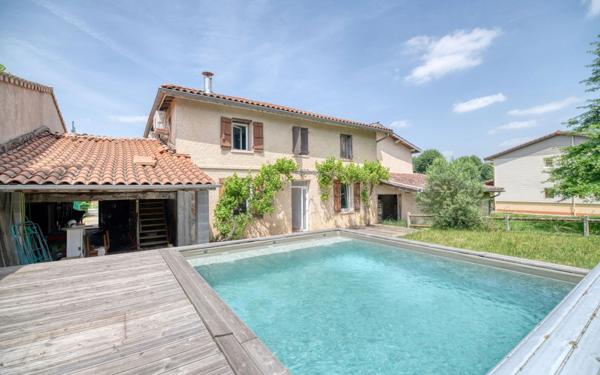 Maison à vendre    6 pièces • 140 m2 Saint-Lys