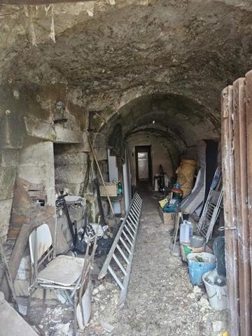 Divers à vendre à La Chartre-sur-le-Loir dans la Sarthe (72340), ref : 131849