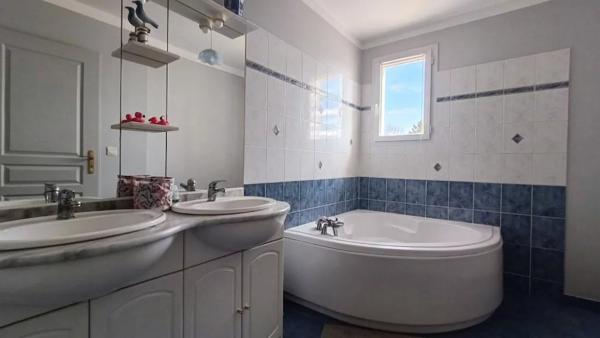 MIGNE-AUXANCES MAISON 4 chambres