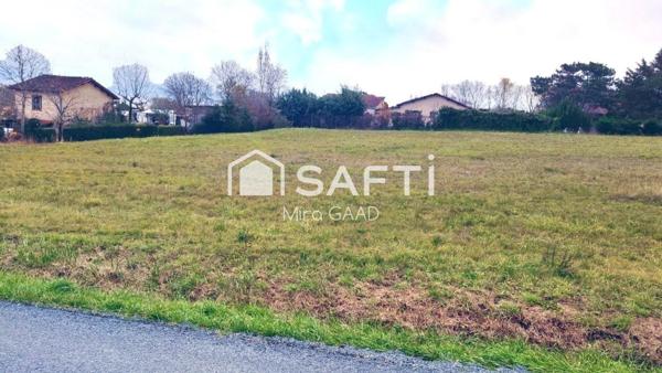 Terrain 4000m2 divisible plat hors lotissement avec vue dégagée