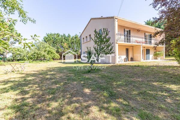 T4 DE 100M2 AVEC 900 M2 DE JARDIN À cinq minutes de Montauban