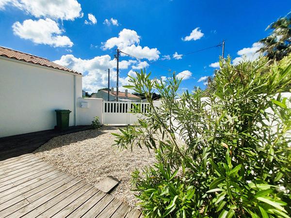 Matha - Maison récente - 82 m² + Garage 20 m²