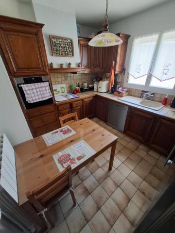 MAISON DE PLAIN PIED AVEC GRAND JARDIN ET POINT DE  VUE