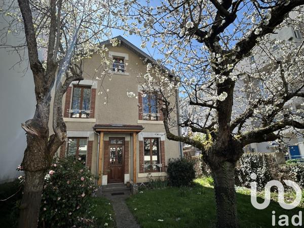 Maison de ville 6 pièces de 148 m² à Royat (63130)