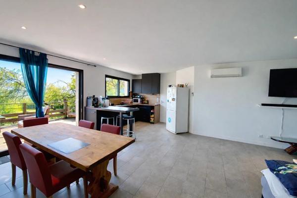 Vente                                                      Maison
                        
                     4 pièces                      90 m2                     à Monflanquin