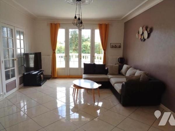 SEVREMONT - A quelques minutes des Herbiers et du Puy du Fou, découvrez cette charmante maison ...