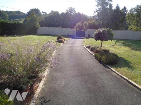 SEVREMONT - A quelques minutes des Herbiers et du Puy du Fou, découvrez cette charmante maison ...