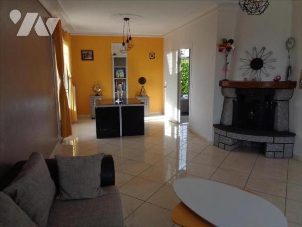 SEVREMONT - A quelques minutes des Herbiers et du Puy du Fou, découvrez cette charmante maison ...