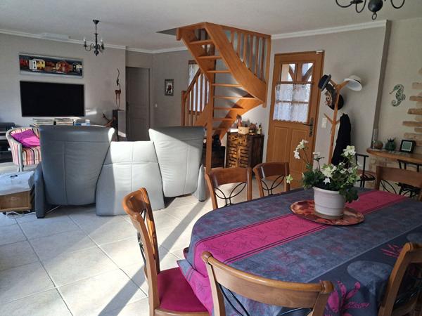 Maison Besne  7 pièce(s) 152 m2