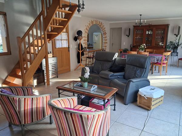 Maison Besne  7 pièce(s) 152 m2