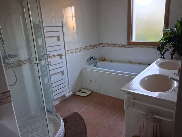 Maison Besne  7 pièce(s) 152 m2