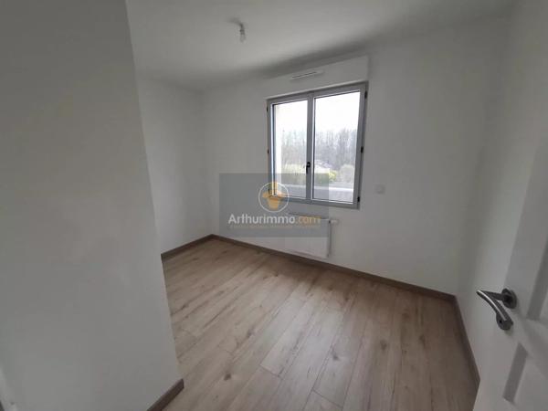 Location                                                      Maison
                        
                     10 pièces                      184 m2                     à Coulommiers
