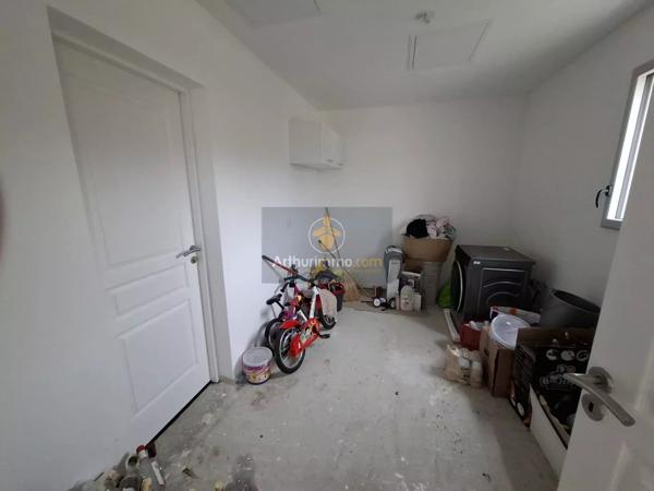 Location                                                      Maison
                        
                     10 pièces                      184 m2                     à Coulommiers