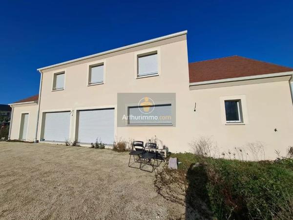Location                                                      Maison
                        
                     10 pièces                      184 m2                     à Coulommiers