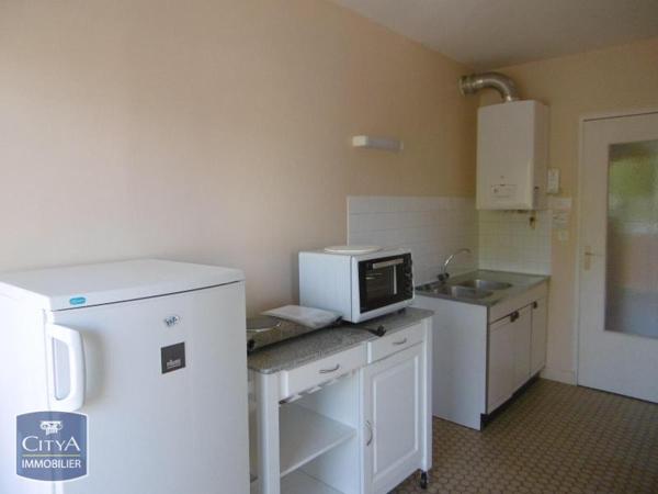 Appartement à louer 1 pièce 32.95m² Bourges (18000)