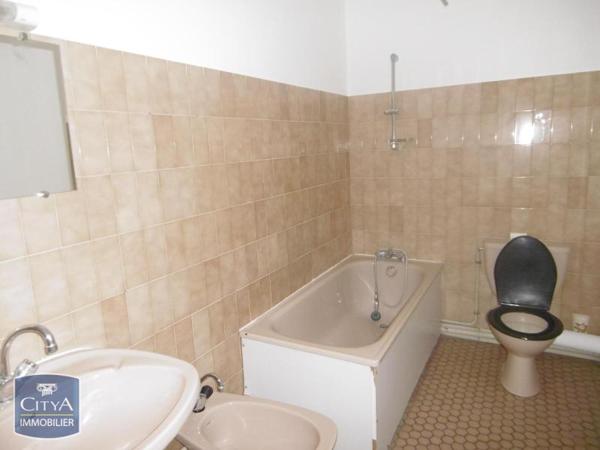 Appartement à louer 1 pièce 32.95m² Bourges (18000)