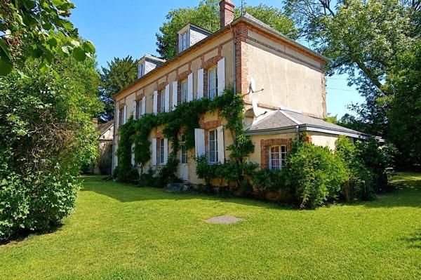 Vente propriété 238 m² 13 Pièces Maintenon