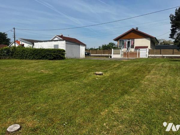 SAINT VIT: terrain à bâtir de 669 m² – Calme, arboré, viabilisation en bordure