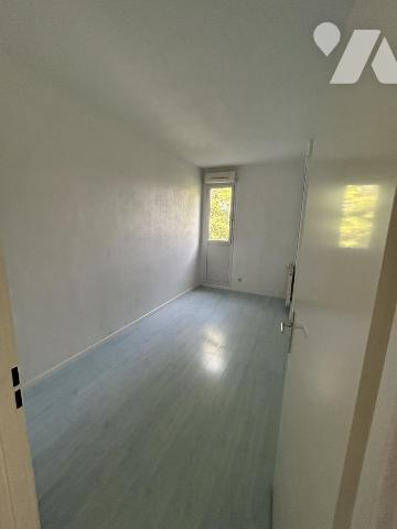 Appartement 3 pièces 61 m² avec balcon et parking