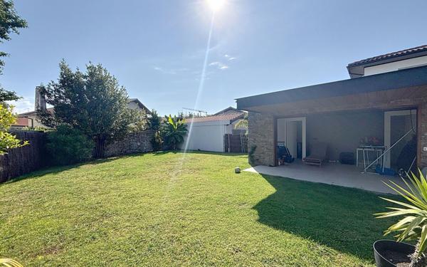 Maison à vendre    6 pièces • 216 m2 Anglet