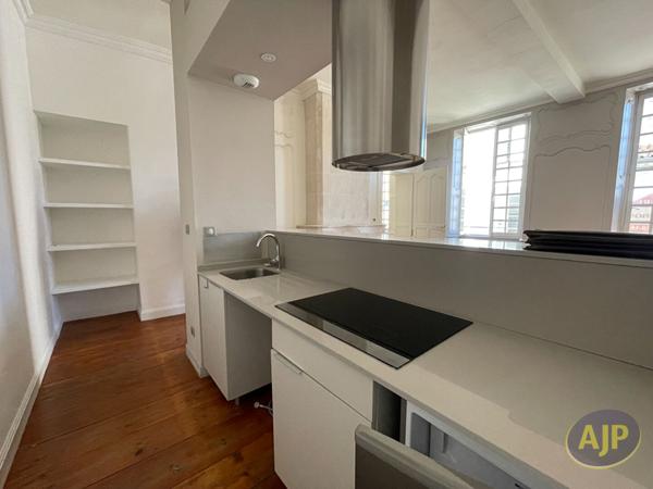 Vente appartement Saintes : 121 500 € - AJP Immobilier Saintes