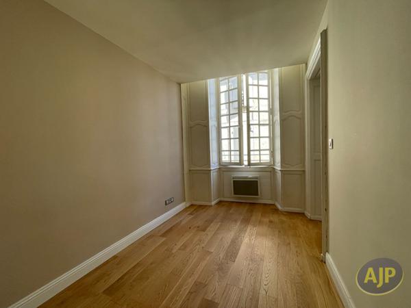 Vente appartement Saintes : 121 500 € - AJP Immobilier Saintes