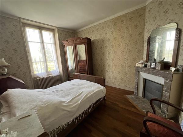 Maison à vendre |  Saint-Dizier-Leyrenne |  5 pièces | 107 m²