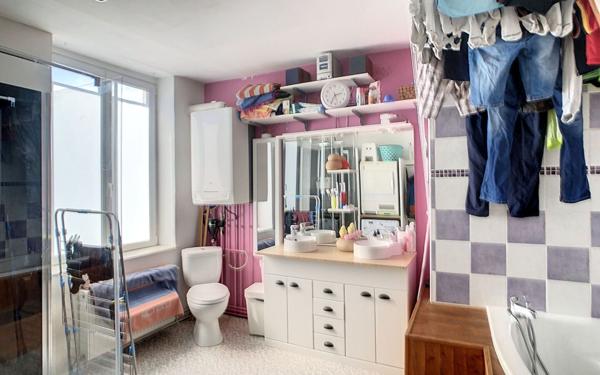 Maison à louer    3 pièces •  Lille